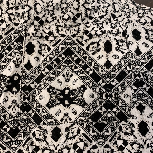 Pink republic dress. Size small - Picture 9 of 9